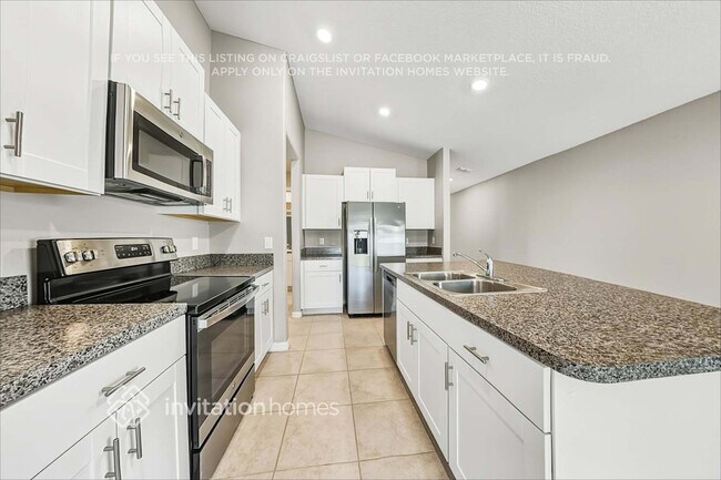 Foto del edificio - 15530 Colt Creek Pl