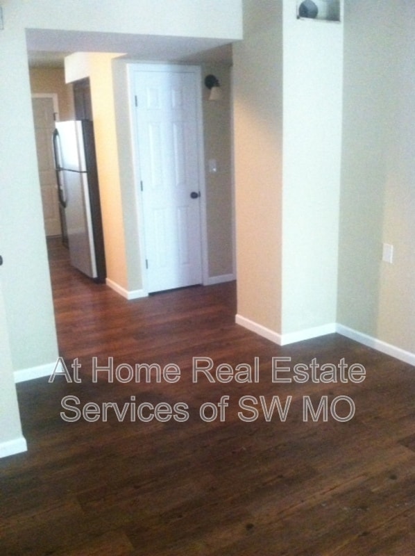 Foto del edificio - 1400 S Campbell Ave