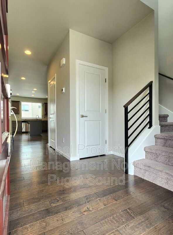Building Photo - 2306 115th Dr SE