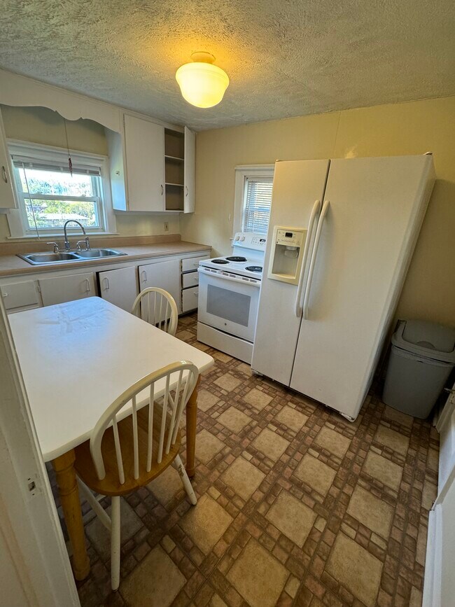 Kitchen with appliances - 48 W Wilson St