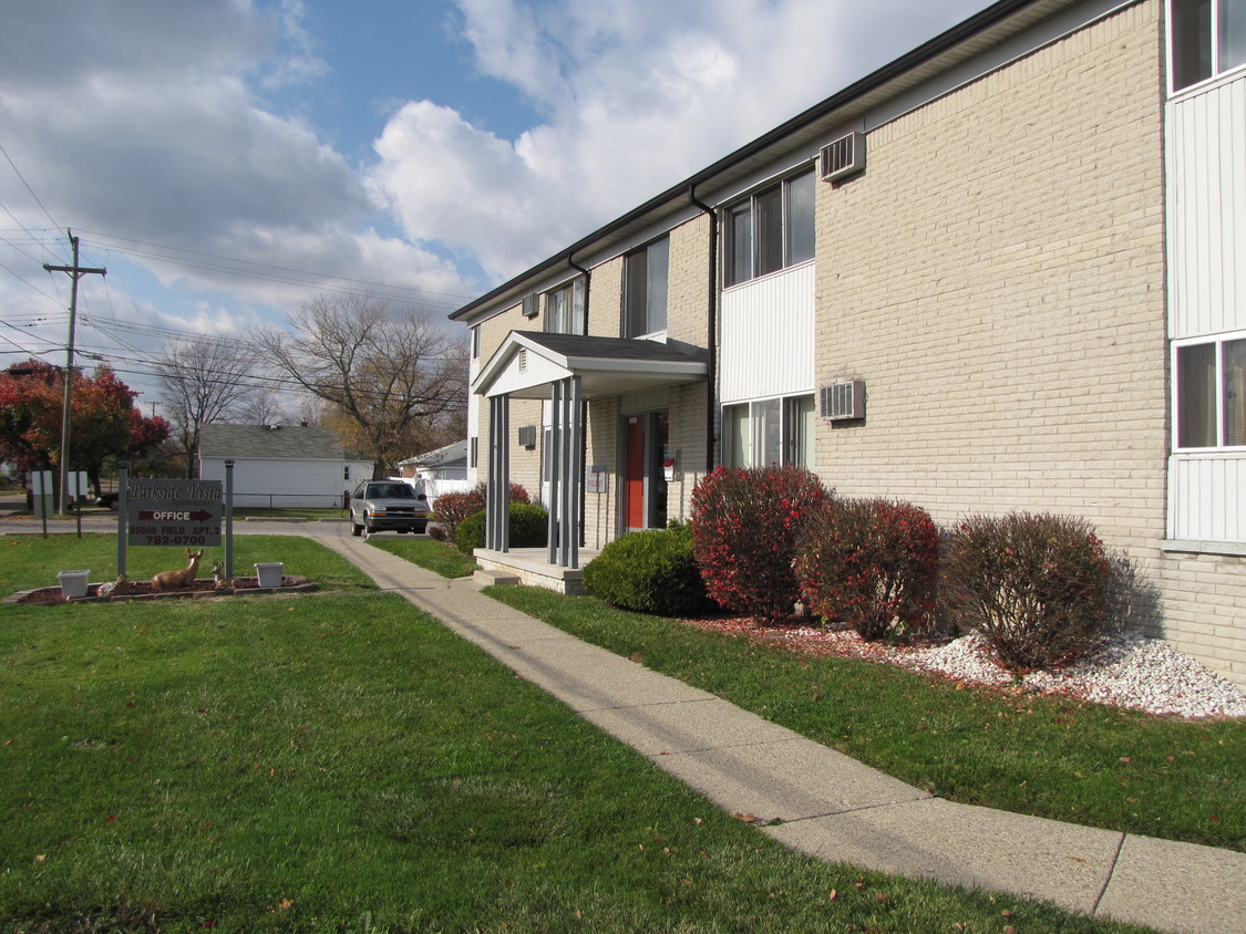 Foto principal - Parkside Vista Apartments