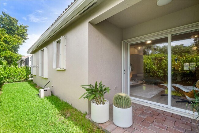 Building Photo - 2090 Borealis Way