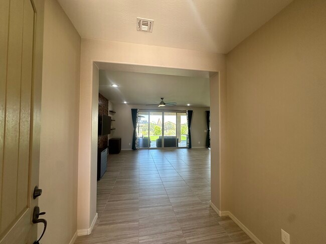 Foto del edificio - 2518 E Novak Way
