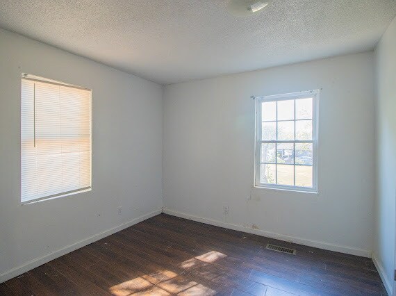 Foto del edificio - 830 5th Ave N