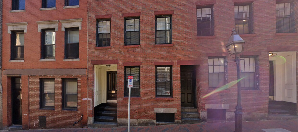 Primary Photo - 61 Joy St