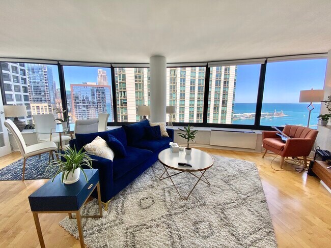 Foto del edificio - 155 N Harbor Dr