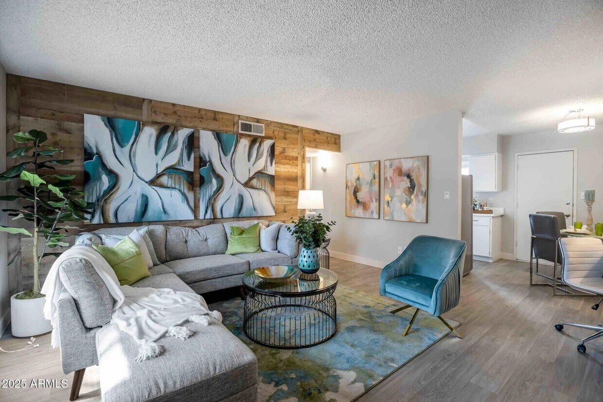 Foto principal - 2627 N 45th Ave