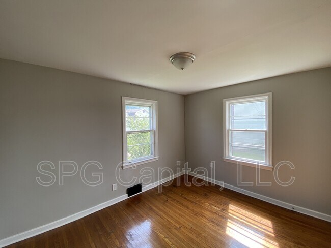 Foto del edificio - 101 Fame Ave