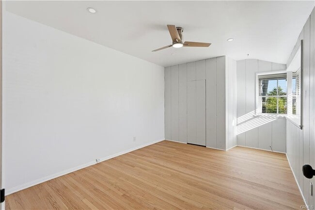 Foto del edificio - 9207 Whitaker Ave