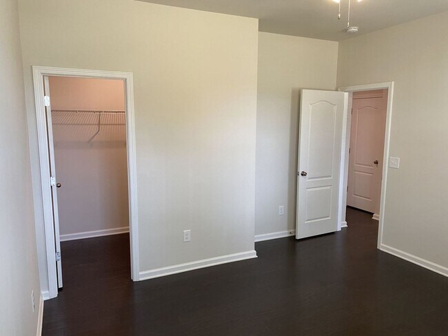 Foto del edificio - Coming Soon!!!  Townhome in Ardrey North
