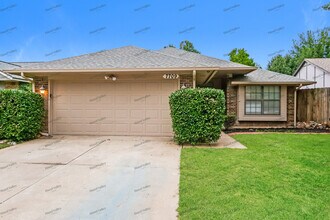Building Photo - 7709 Doris Dr