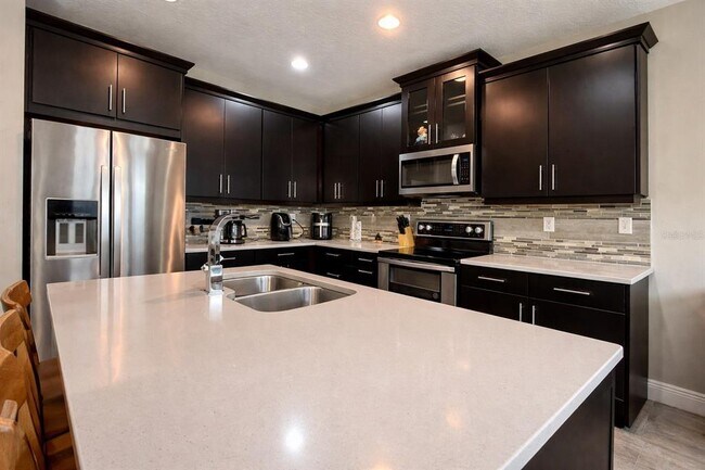 Foto del edificio - 15836 Marina Bay Dr