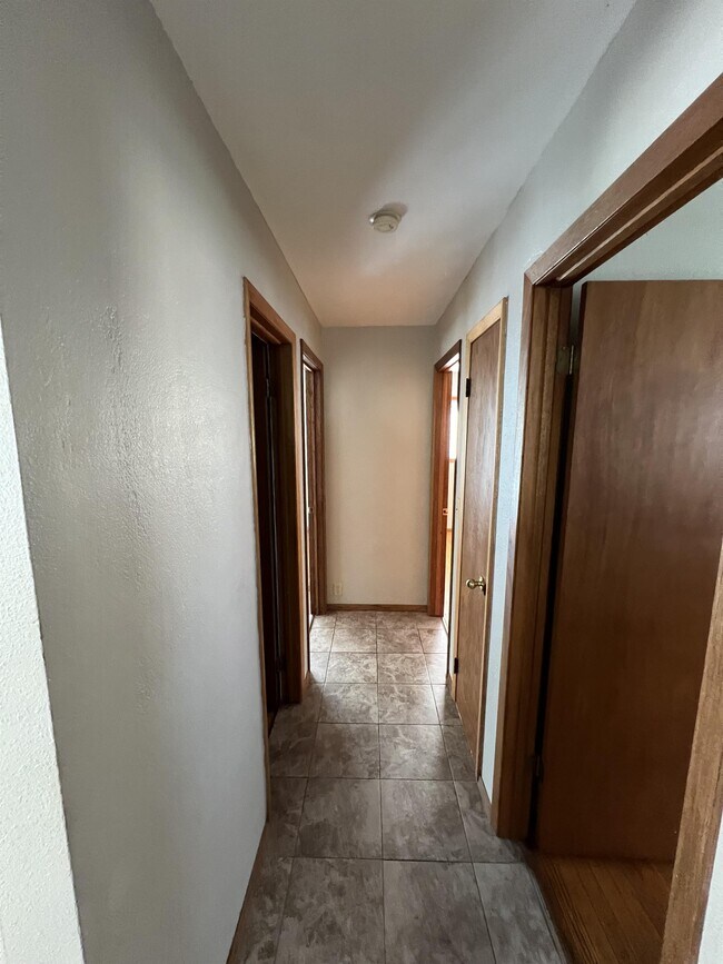 Foto del edificio - 1510 S 38th St