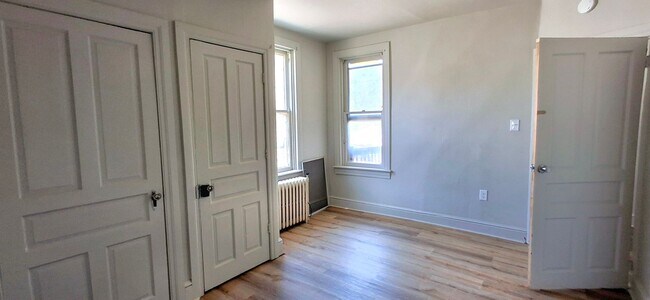Building Photo - 67 N Franklin St