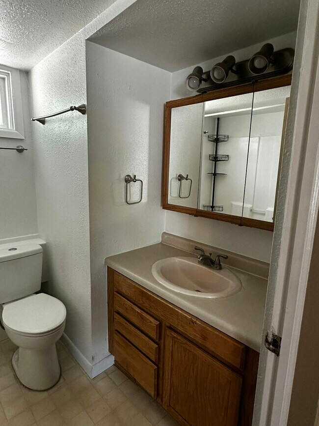 Foto del edificio - 2711 Orchard Dr