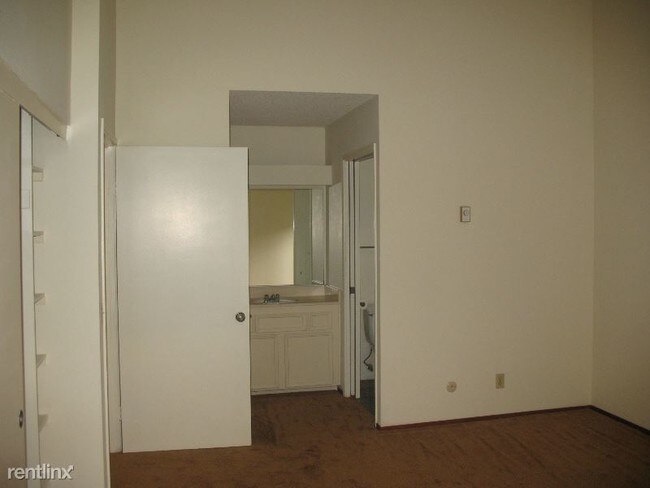 Building Photo - 6184 Agee St