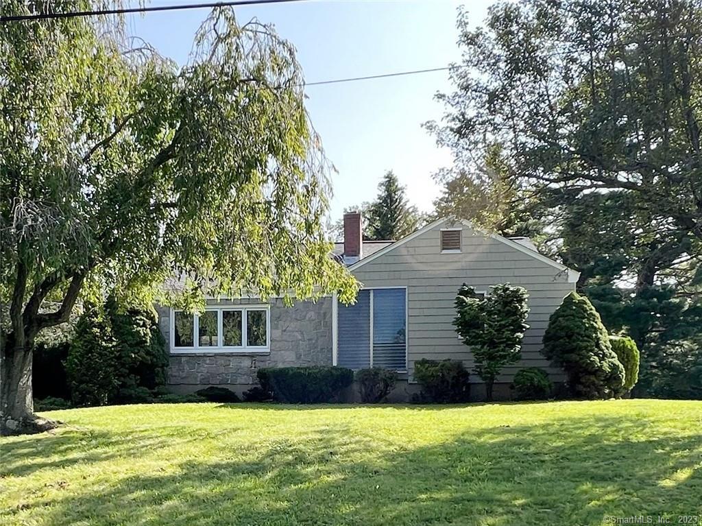 Foto principal - 54 Barstow Dr