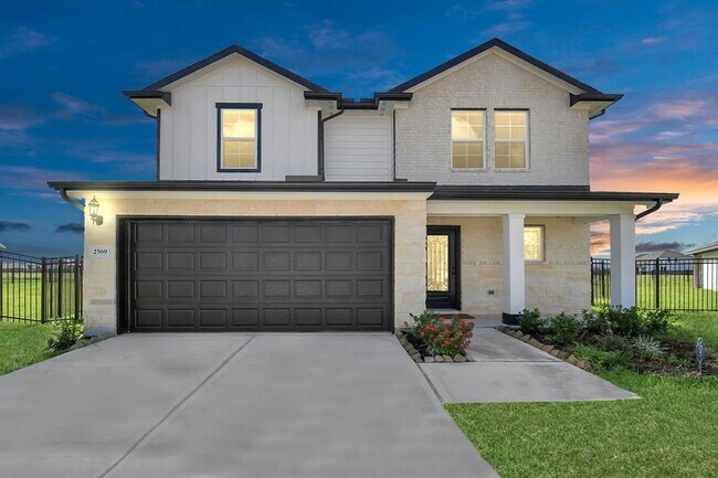 Building Photo - 2569 Malibu Gln Dr