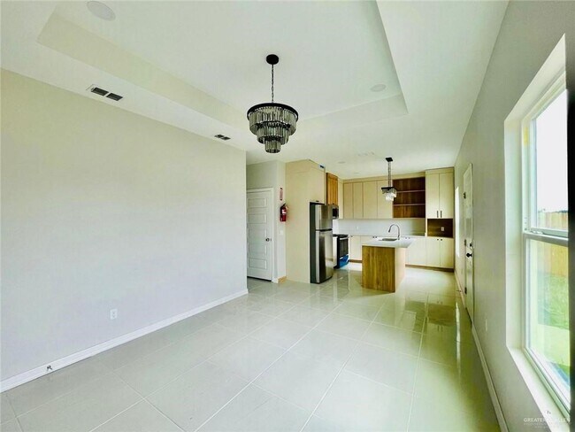 Foto del edificio - 36 Heron Ave