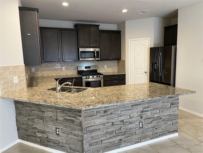 Building Photo - 22070 Sun Haven Ln