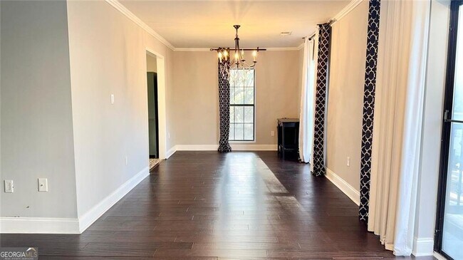 Foto del edificio - 1104 Pine Heights Dr NE