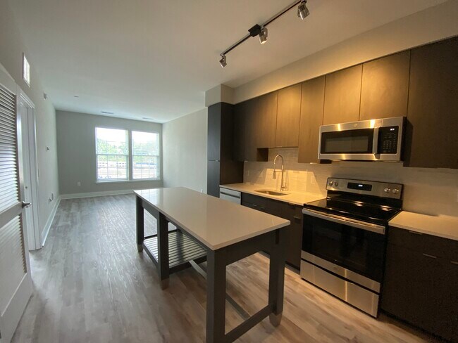 Interior Photo - ONE501