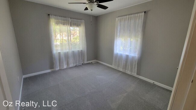 Foto del edificio - 3 br, 2 bath House - 516 W 6th St