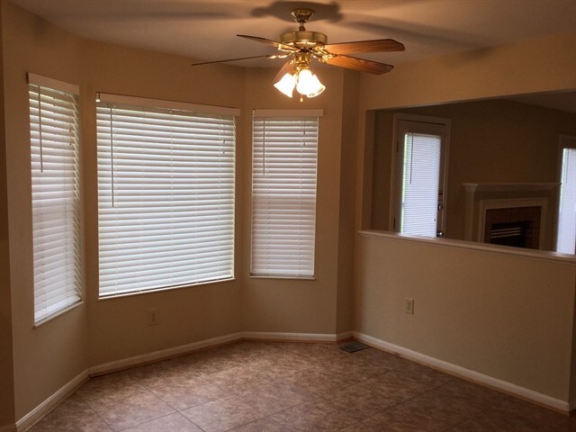 Foto del edificio - 2660 Teaberry Court