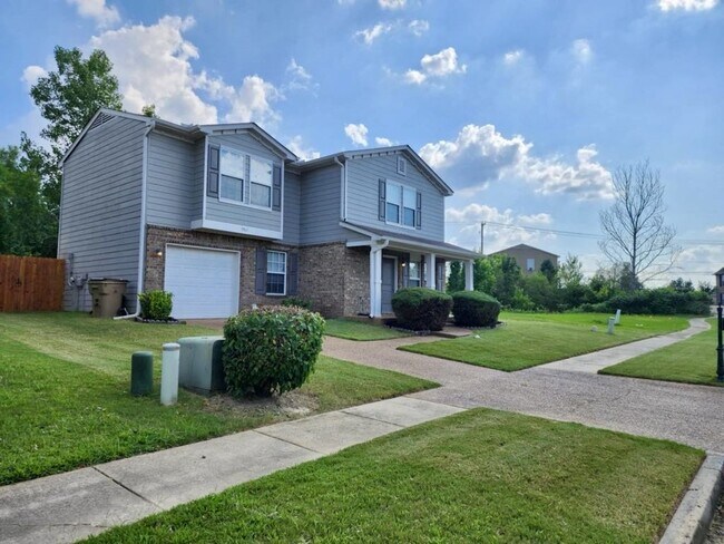 Building Photo - 9965 Branley Oak Dr