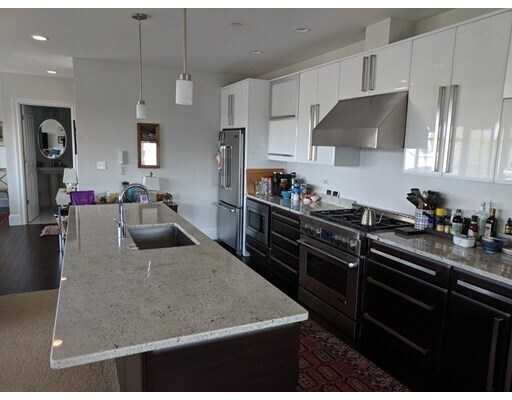 Foto del edificio - 50 Dedham Ave