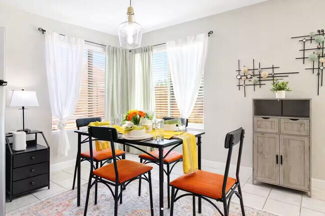 Building Photo - 11328 N 89th Dr