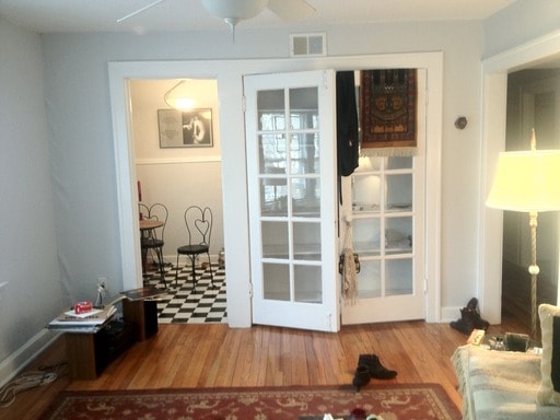 Building Photo - 1305 Valentine Rd