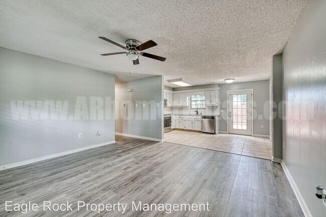 Building Photo - 3 br, 2 bath House - 6 Louise Lane