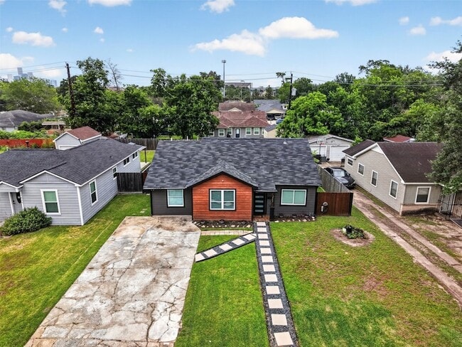 Building Photo - 3863 Arbor St