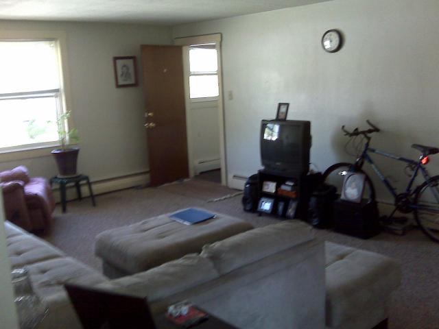 Building Photo - 223 Raines