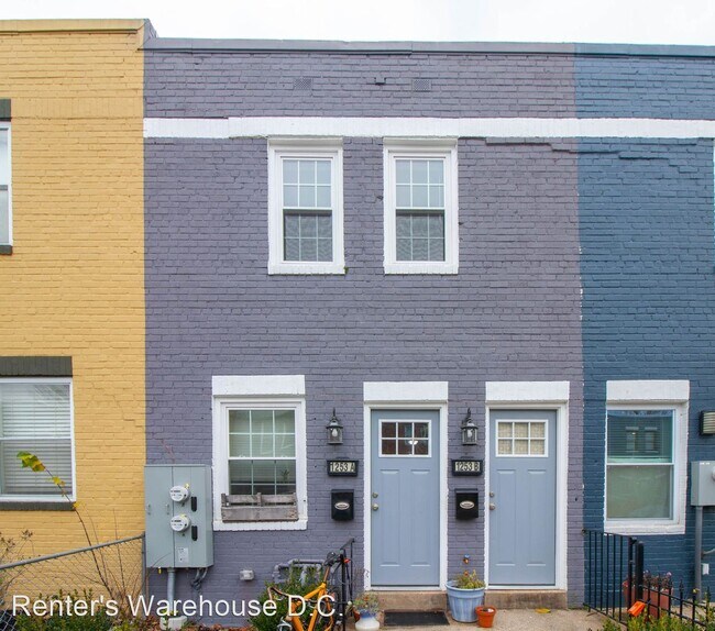Building Photo - 1 br, 1 bath House - 1253 16th St NE #B