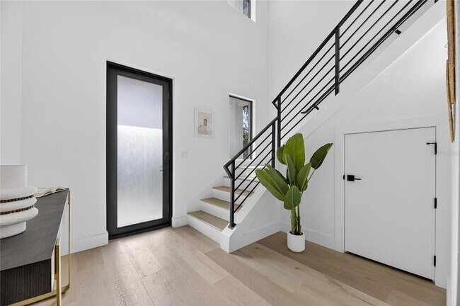 Foto del edificio - 2335 Oak Terrace