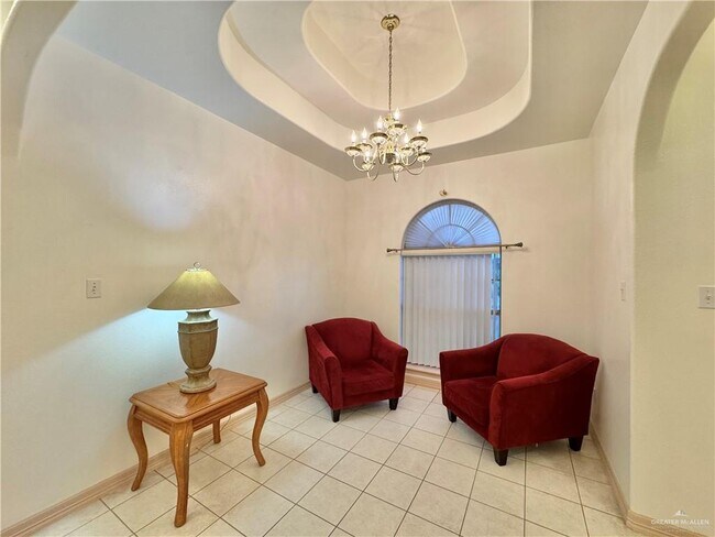 Building Photo - 28 S 32nd St