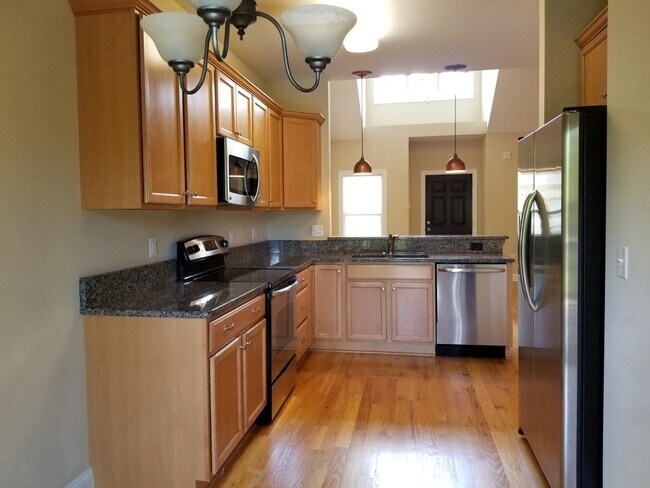 Foto del edificio - 124 Cypress Cir