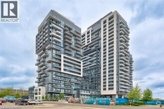 Building Photo - 2087-2087 Fairview St
