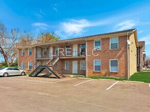 Building Photo - 4311 Norbrook Dr
