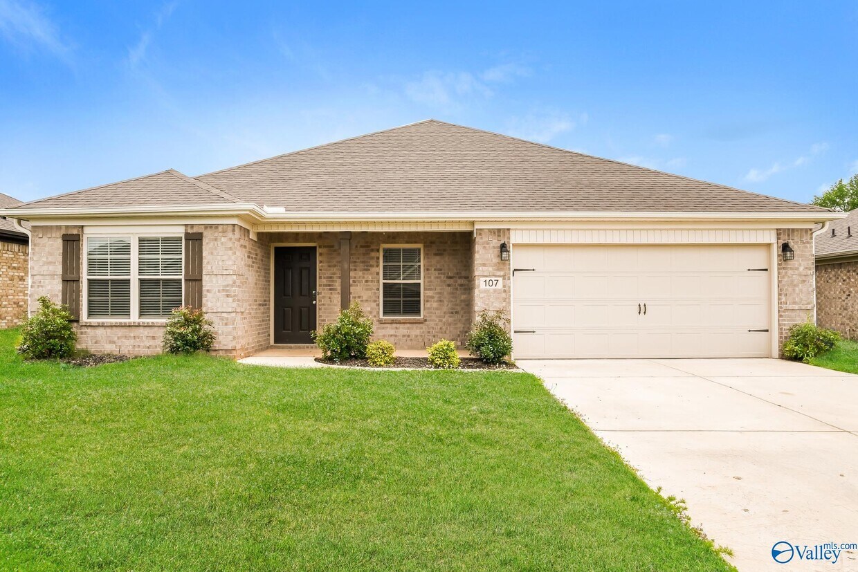 Foto principal - 107 Ocean Springs Ave