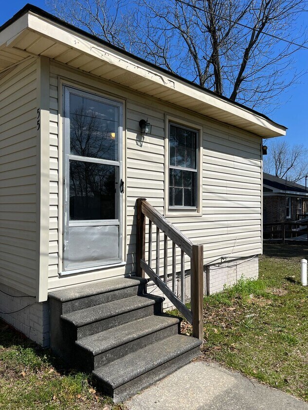 55 W Washington St, Coats, NC 27521 House Rental in Coats, NC