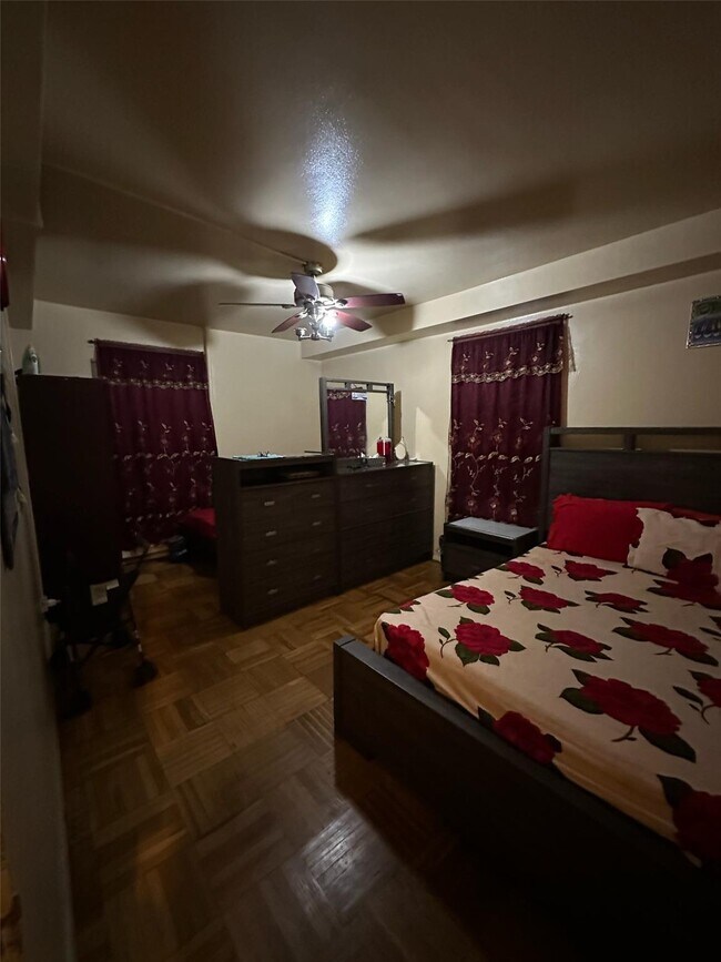 Foto del edificio - 1595 Odell St