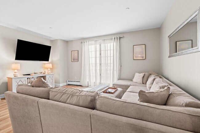 Foto del edificio - 100 Shearwater Ct E