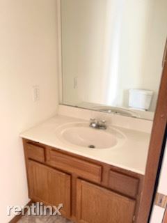 Building Photo - 2 br, 1.5 bath Townhome - Sydney Creek Tow...