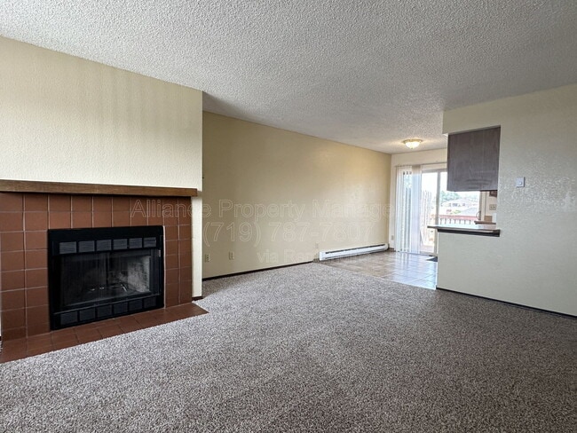 Photo - 328 Mt View Ln Townhome