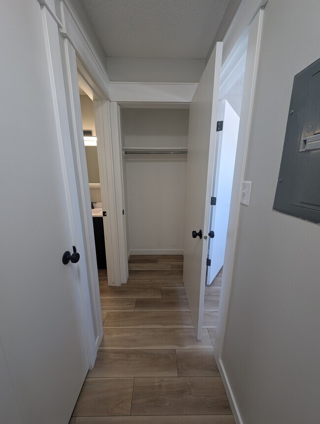 Building Photo - 2121 Greene St