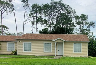 Building Photo - 2435 Lola Ave S