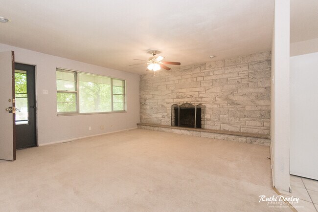 Foto del edificio - 6303 Old St Louis Rd
